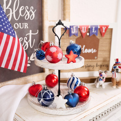 Valery Madelyn 28Pcs Patriotic Heart Shaped Ornaments Gift Pack, 4th of July Craft Painted Tree Heart Decorations, Red White Blue Christmas Baubles Hanging Labor Independence Day Memorial Day Decor