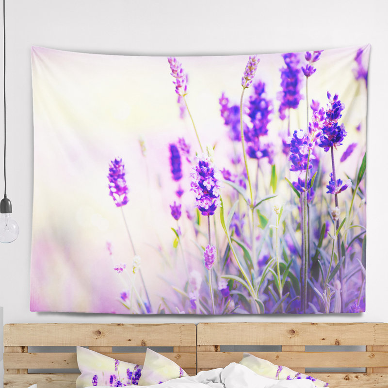 Tapisserie de terrain lavande mauve floral, H 32 po x l 39 po