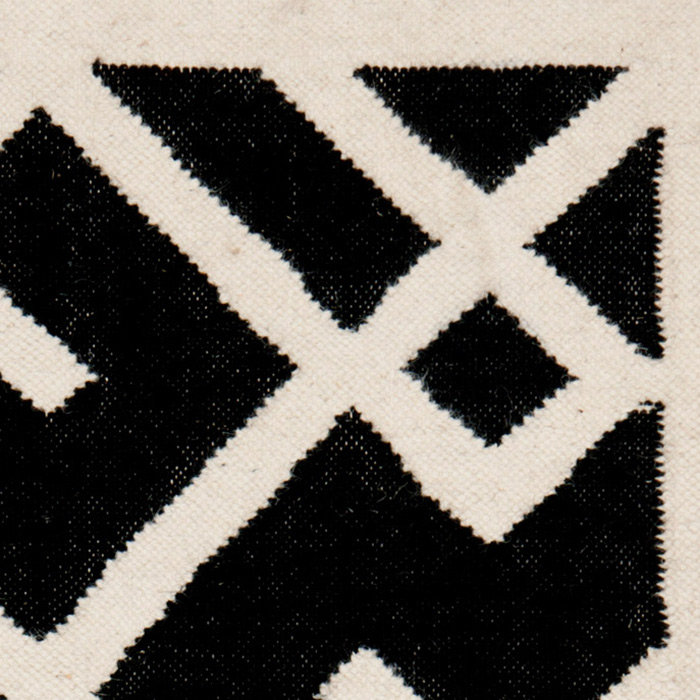 Nilufer Geometric Wool Hand Woven Area Rug