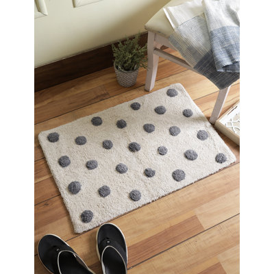 Kyosuke Non-Slip Bath Mat