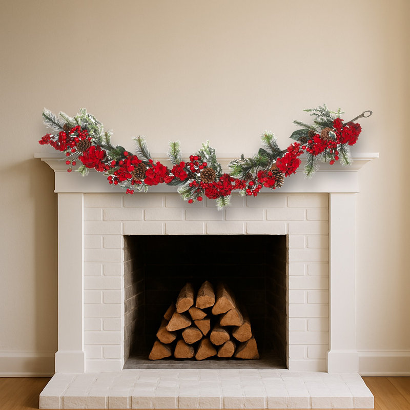 Holiday Hydrangea Garland