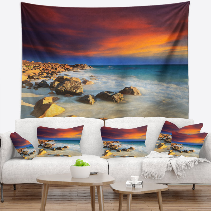 Tapisserie «Seascape Beach» avec pierres au premier plan, H 78 po x l 92 po