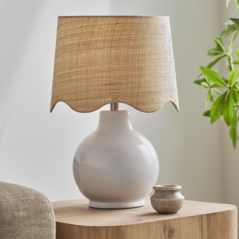 Lampe de table Canvey Maura, Tanné, Blanc, H 22 po x l 15 po x P 15 po