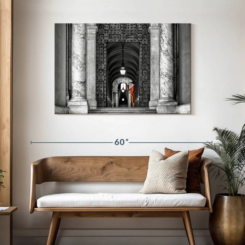 Dolce Vita Rome - La Garde suisse, H 30 po x l 45 po