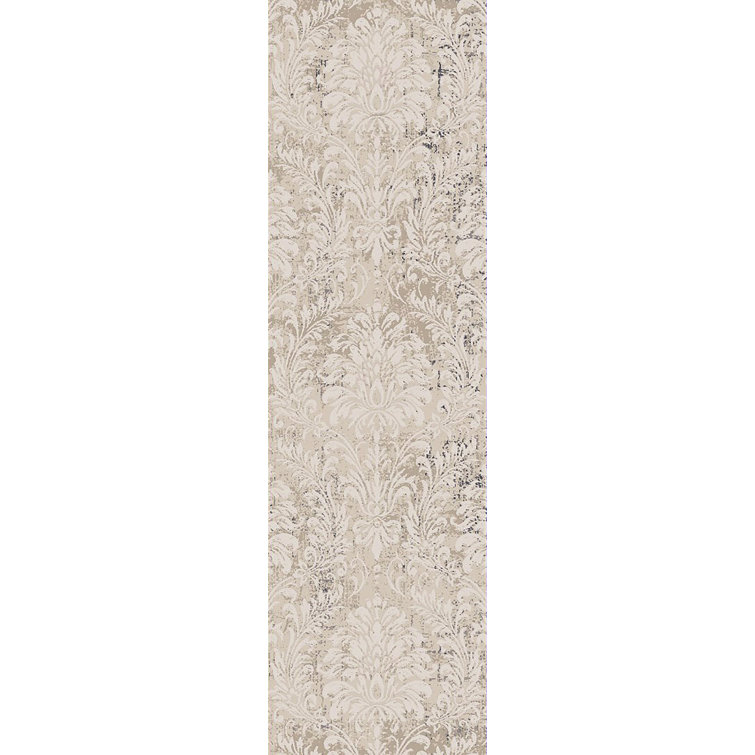 Tyngsborough Floral Indoor Rug