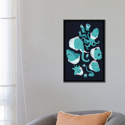 «Cones of Shame», impression sur toile tendue