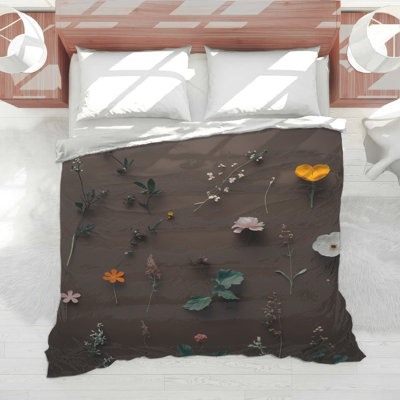 Assorted Pressed Flowers Comforter