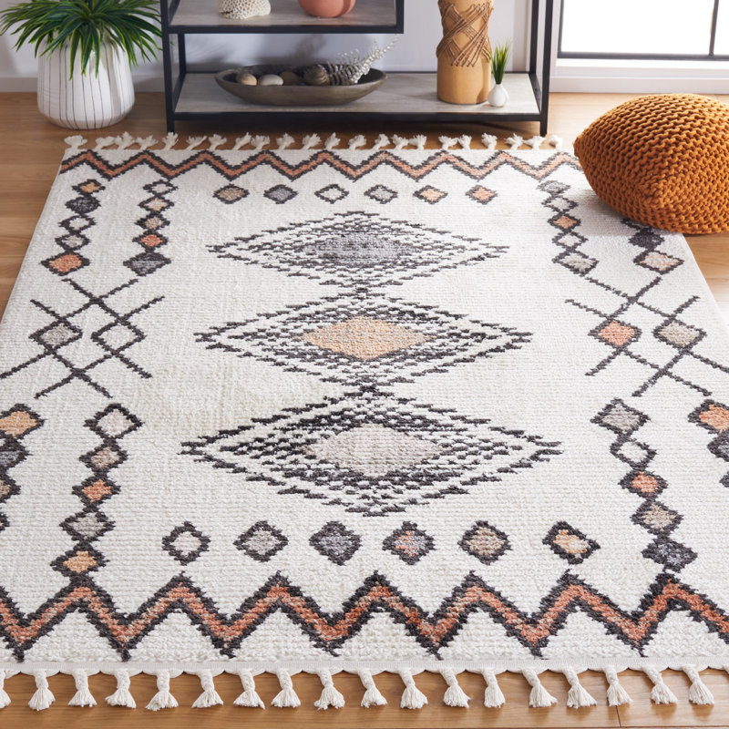 Tapis Baar, Rectangle 5 pi 5 po x 7 pi 6 po