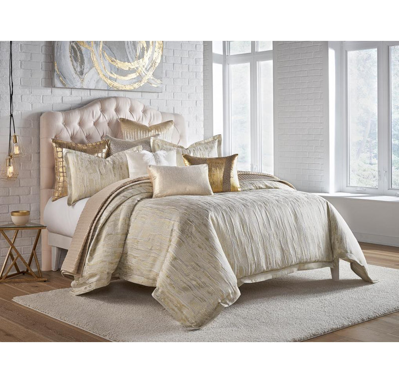 Naja Glam Polyester Percale Striped Duvet Cover, Ivory/Gold, King Duvet Cover + 2 King Shams