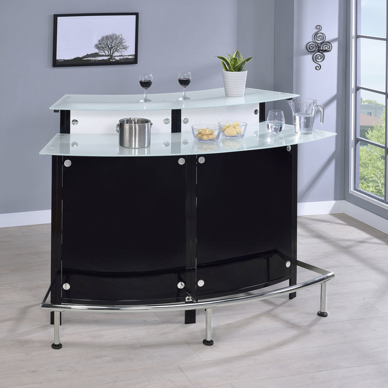 Armoire à vin moderne en verre noir courbé pour les espaces de vie principaux, avec un support de verres à vin intégré pour huit bouteilles