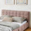 Grand lit tapissier-1386150271