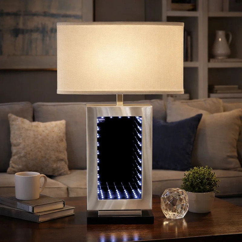 Lampe de table en bois 27 po avec veilleuse à DEL Infinity Coopers