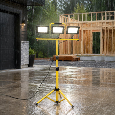 3 Heads LED Work Lights with Stand,  Waterproof Lamp with Individual Switch, Adjustable Metal Telescoping Tripod Floor Lamp For Outdoor/Indoor
