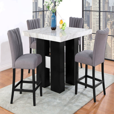 Table de bar blanche