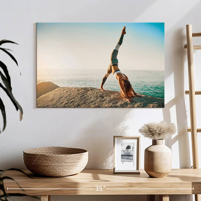 Senne yoga près de la plage, H 16 po x l 24 po