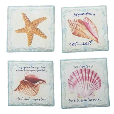 Ensemble de 4 coquillages et une étoile de mer