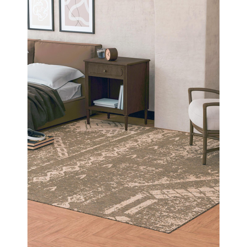 Sheglita Abstract Indoor Rug, Square 8'