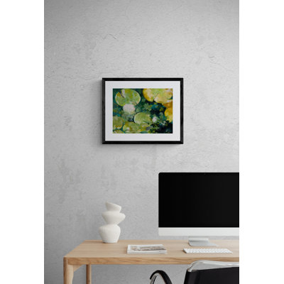 «Lotus Pond Serenity Series V» par Ruth Hayes - photographie