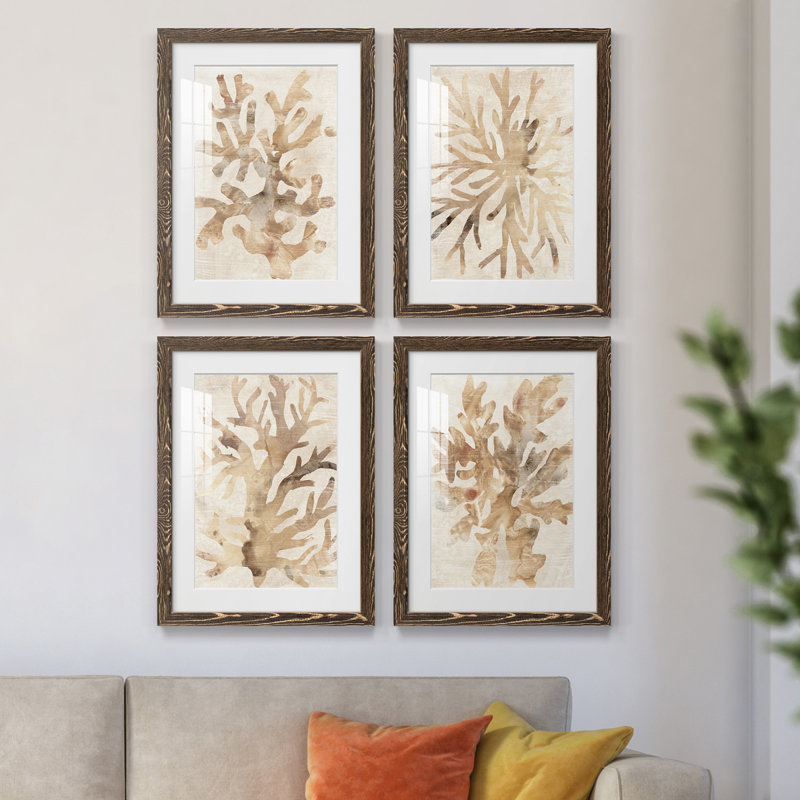 Parchment Coral I - ensemble de 4 reproductions de cadres photo, H 24 po x l 72 po x P 1,5 po, Noyer