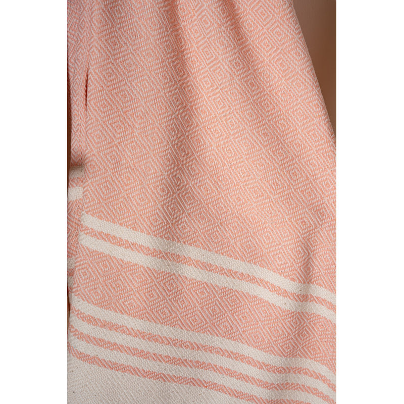 Serviette de plage Premium Fouta, couleur saumon, 35,4 x 66,9 pouces | 60% coton, 40% polyester, léger à 6,3 oz | Lavable à la machine à 86 ° F | Parfait pour la plage, la piscine et le spa, séchage rapide et conception polyvalente