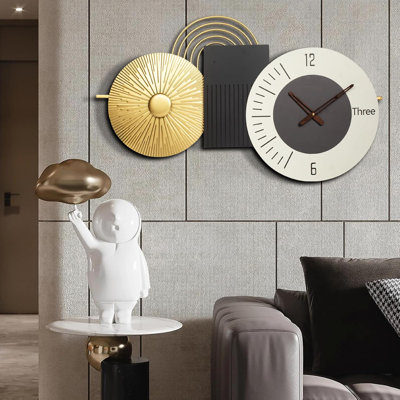 Horloge murale moderne avec lumière de luxe, conception en métal et en bois, mouvement à quartz silencieux, à piles, parfaite pour le salon, la chambre à coucher, la cuisine et le bureau