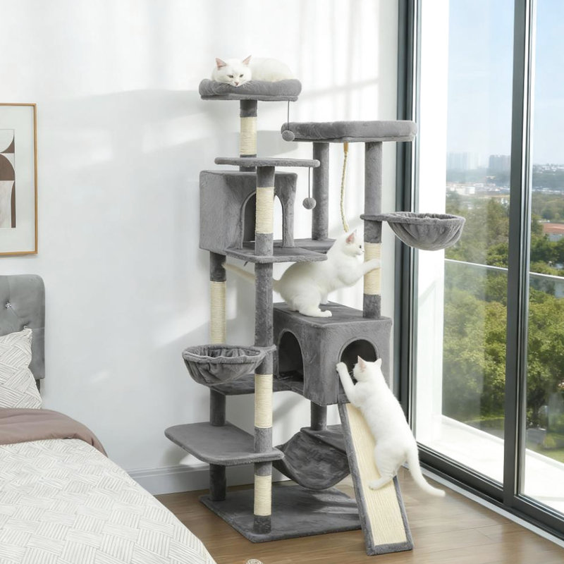 Arbre à chat de 68,5 po avec trois hamacs, deux condos et des perchoirs: des poteaux à sangles à base large et à double stabilité pour un exercice à griffes