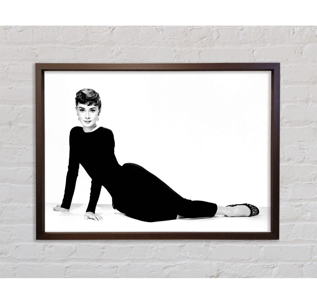 Audrey Hepburn Cat Suit - Einzelner Bilderrahmen Kunstdrucke auf Leinwand