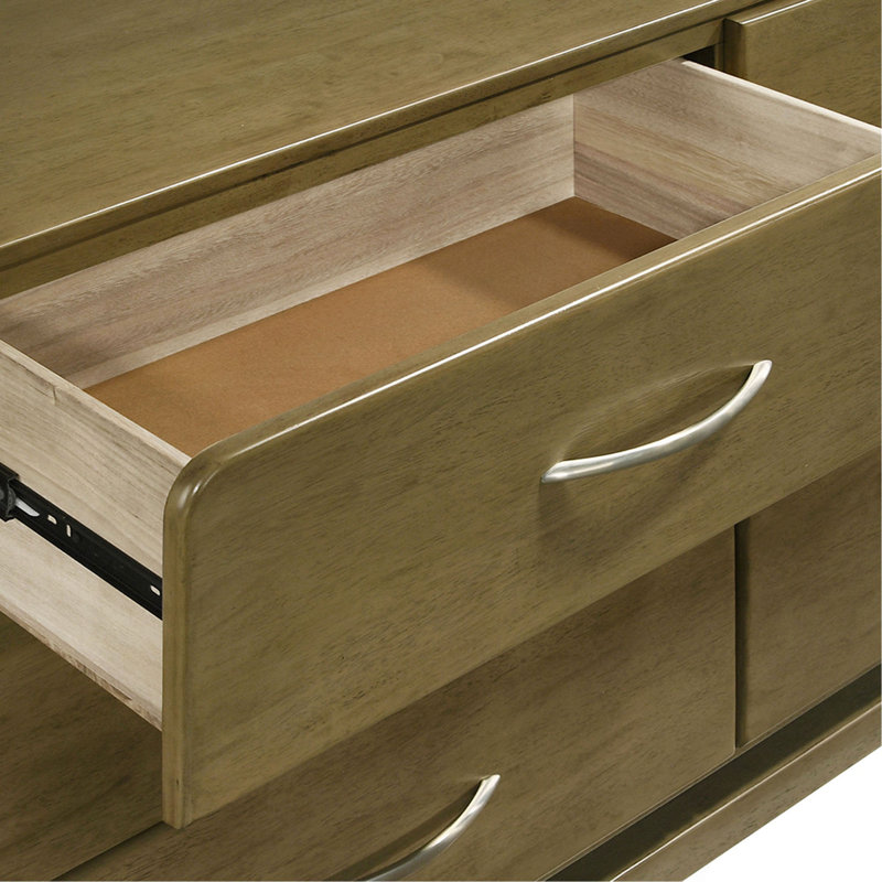 La commode et la commode verticales maximisent l'espace vertical avec des compartiments faciles d'accès pour l'organisation de la chambre à coucher