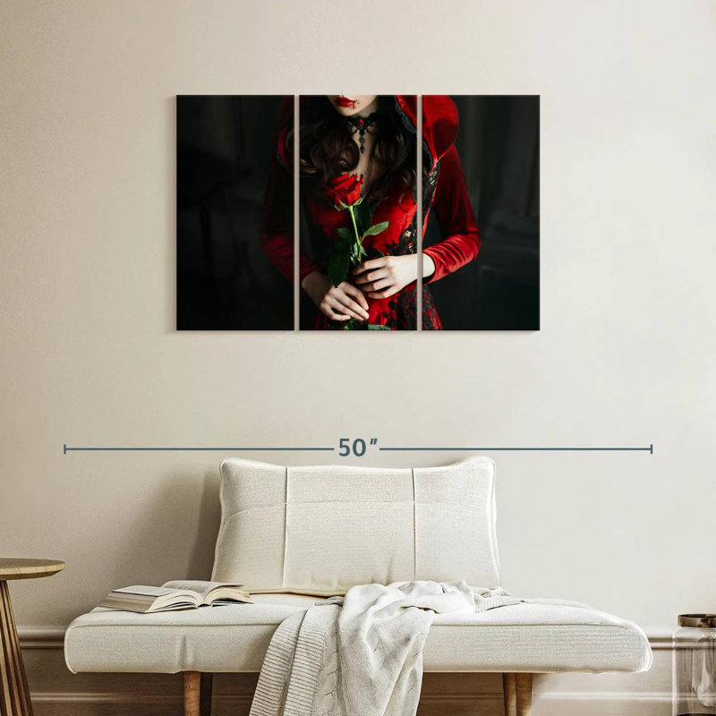 Kelan Lady Vampire, 24" H x 38" W