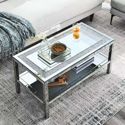 Table basse moderne avec miroir en cristal 2 couches. Rehausse le décor de la pièce. 39,5 po x 19,5 po x 19,5 po avec assemblage facile et construction en miroir à la mode pour les bureaux - style compact et polyvalent