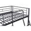 Lit mezzanine simple de style contemporain avec espace ouvert sous la structure métallique-1082790482