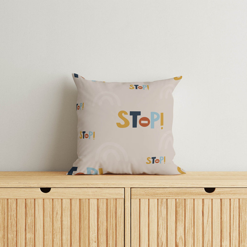 Coussin Stop, Taupe, H 20 po x l 20 po