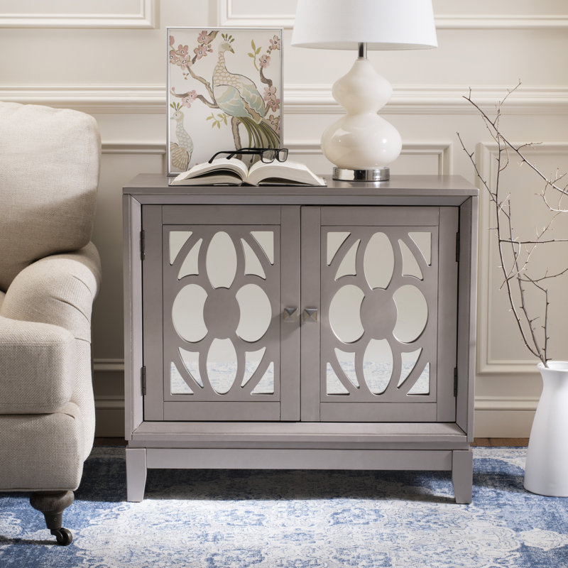 Glacaeu Accent Cabinet, Champagne