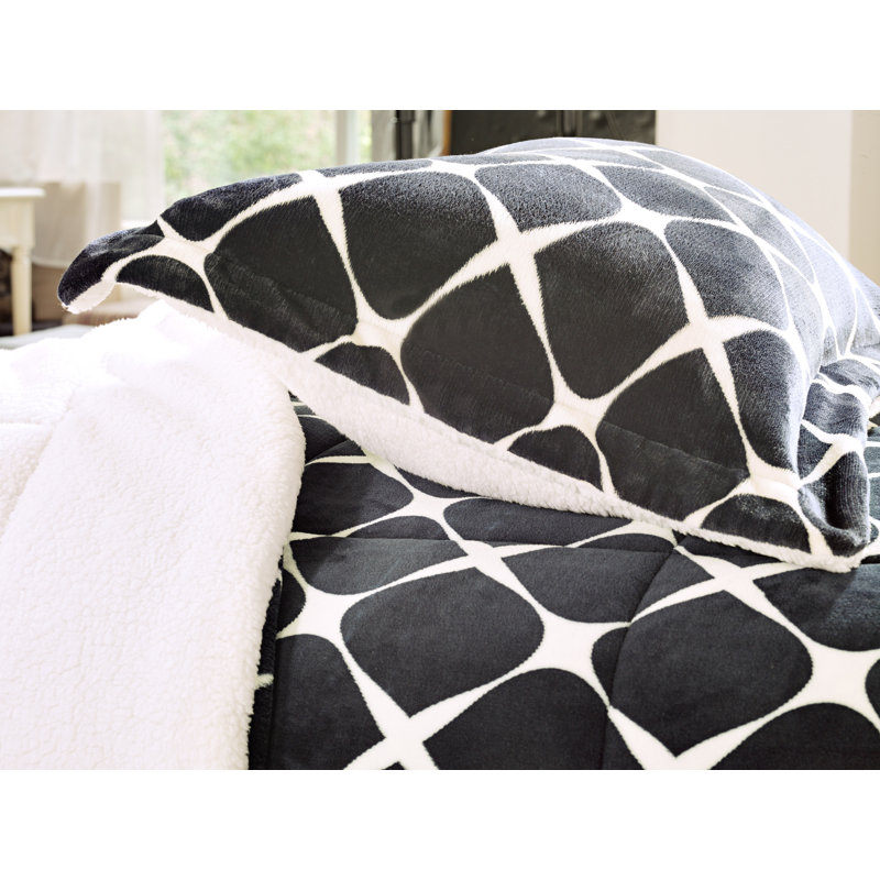 Geometric Shapes Comforter, Gray, Queen Comforter + 2 Shams
