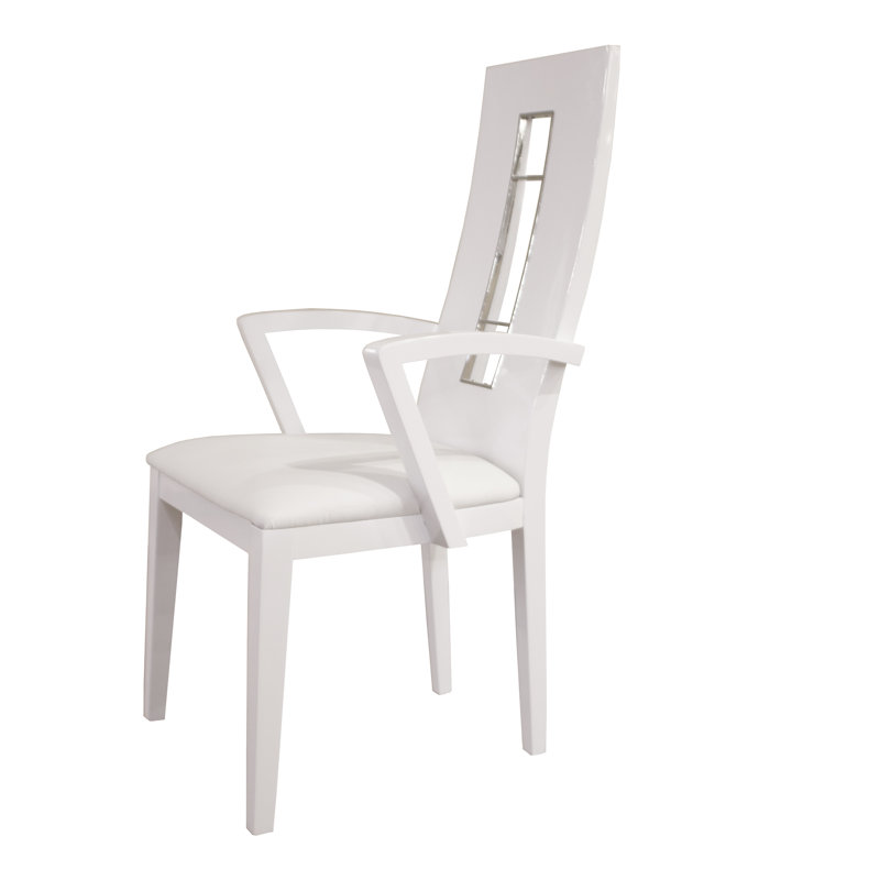 Fauteuil Daijon en laque blanche