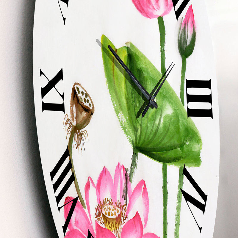 Vintage lotus roses dans l'étang III - horloge murale traditionnelle, Moyenne