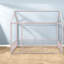Lit maison en métal rose durable, style ludique moderne pour les enfants
