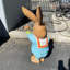 Statue de lapin surdimensionné