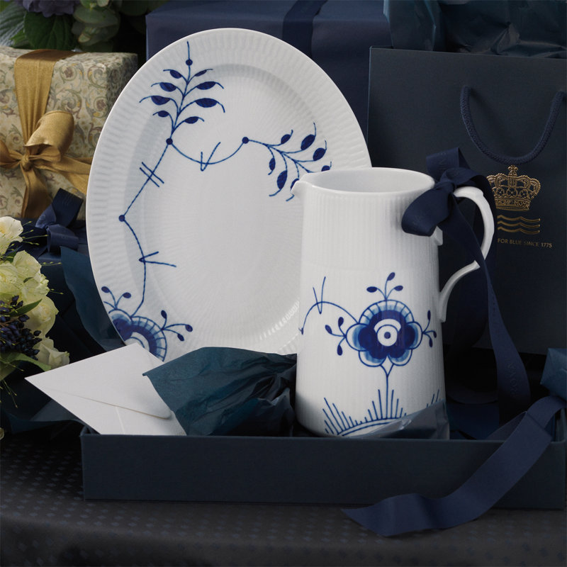 Royal Copenhagen White/Blue Fluted Mega Oval Platter