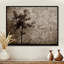 Arbre simple devant un mur - salon d'art mural arbre monochrome-412564533-412564531