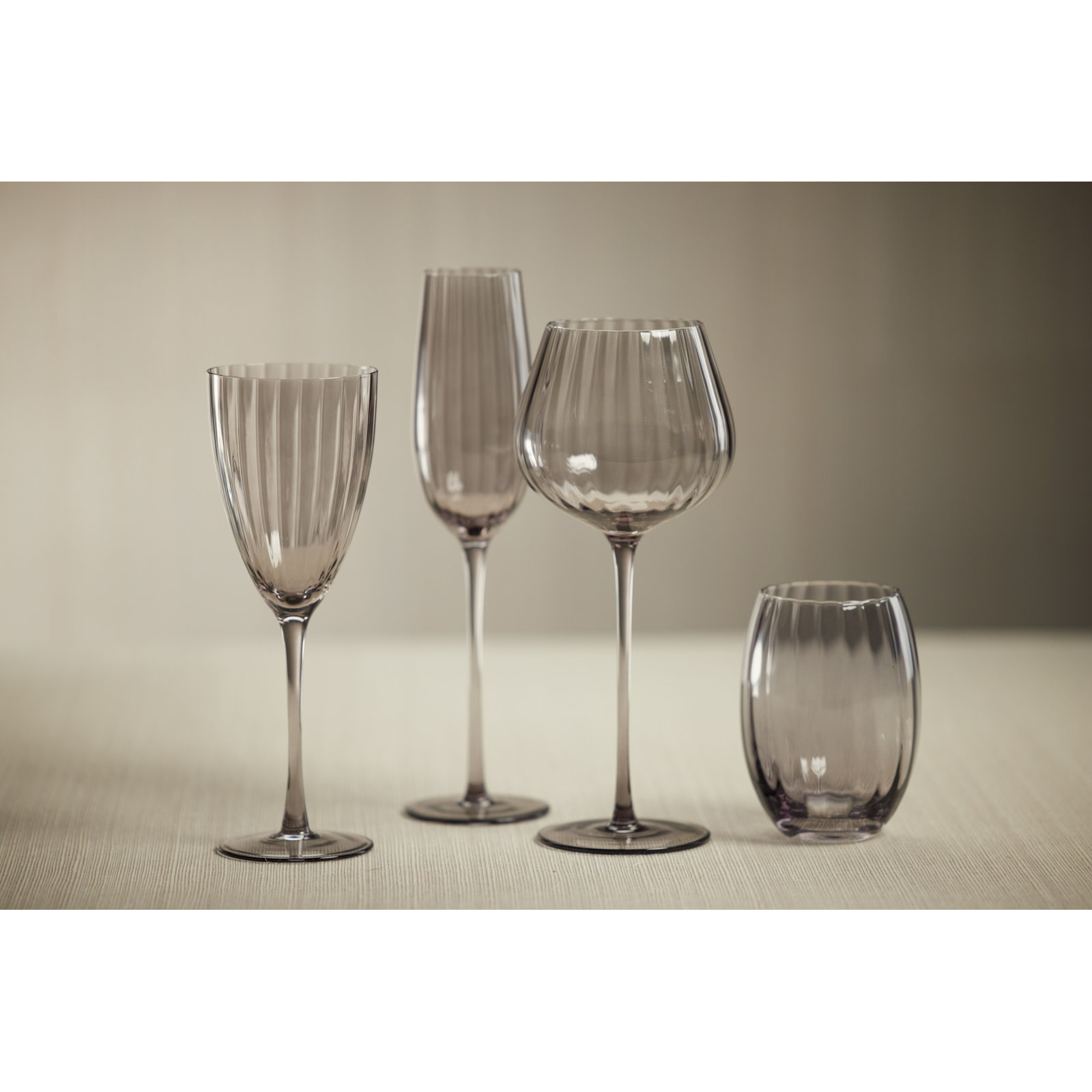 Boulder Optic White Wine Glasses, Smoke