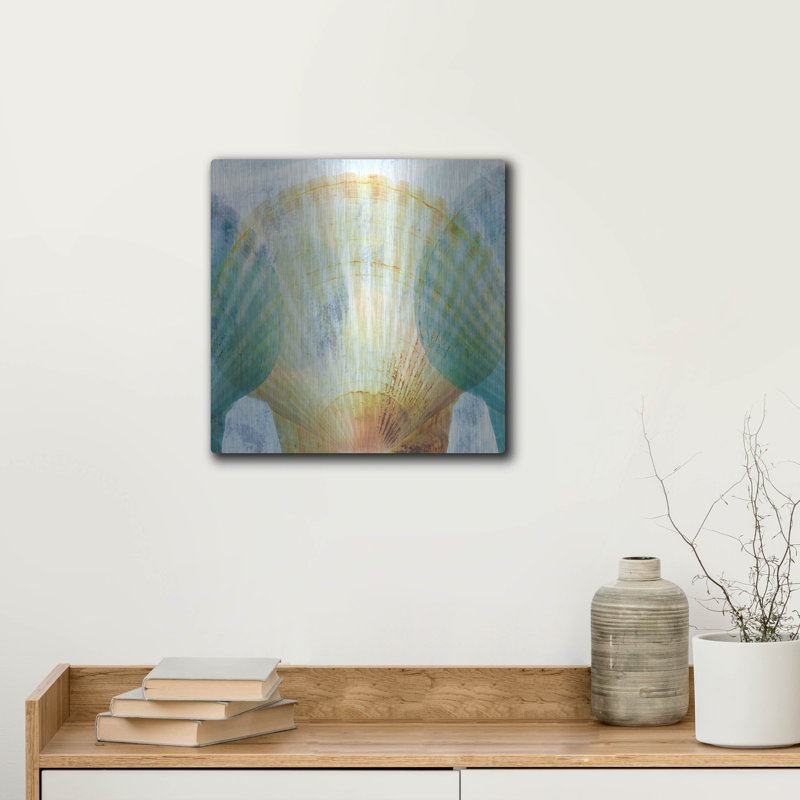 «Luminous Seashells 2» par Elena Ray, H 12 po x l 12 po