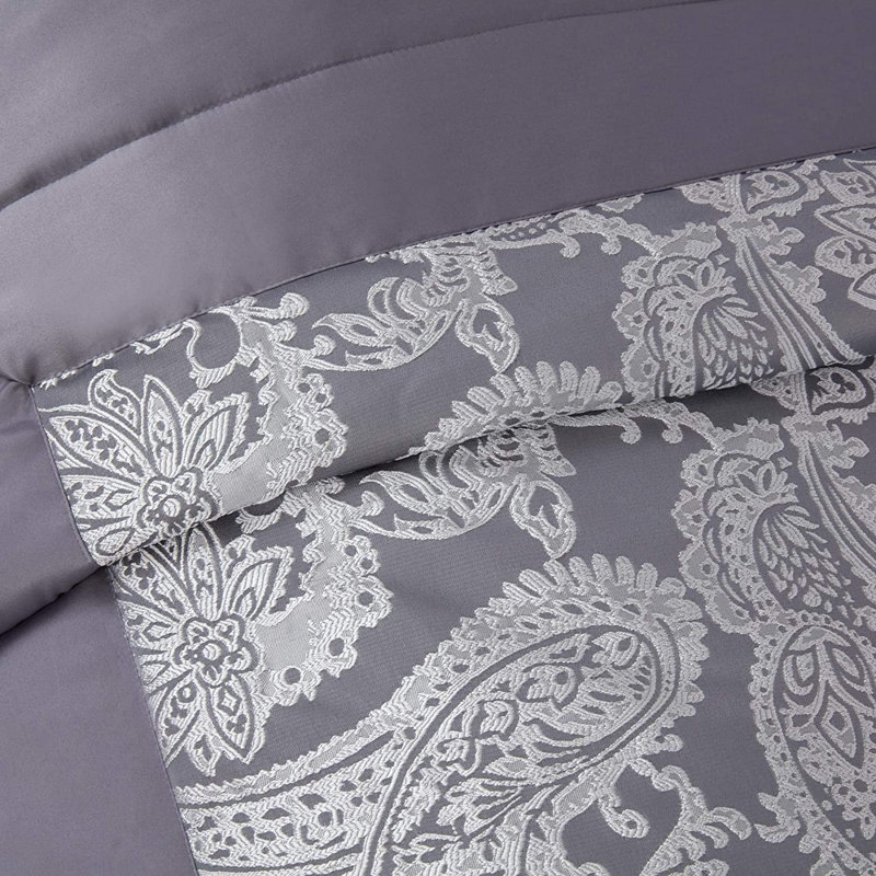 Engleman Polyester Paisley Bedspread with Pillow Shams, Silver