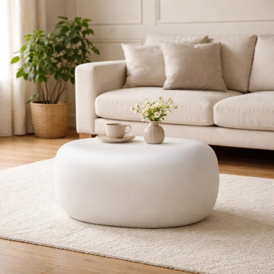 Élégante table de bout décorative pour les espaces intérieurs et extérieurs