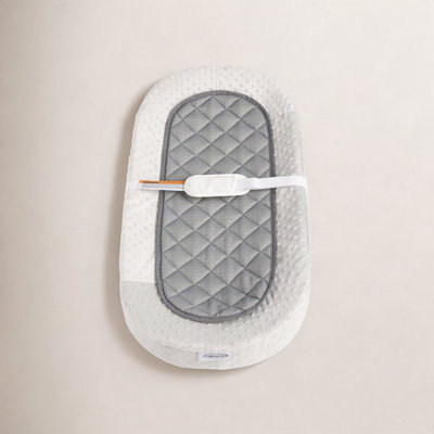 Graco Premium Oval Contoured Changing Pad