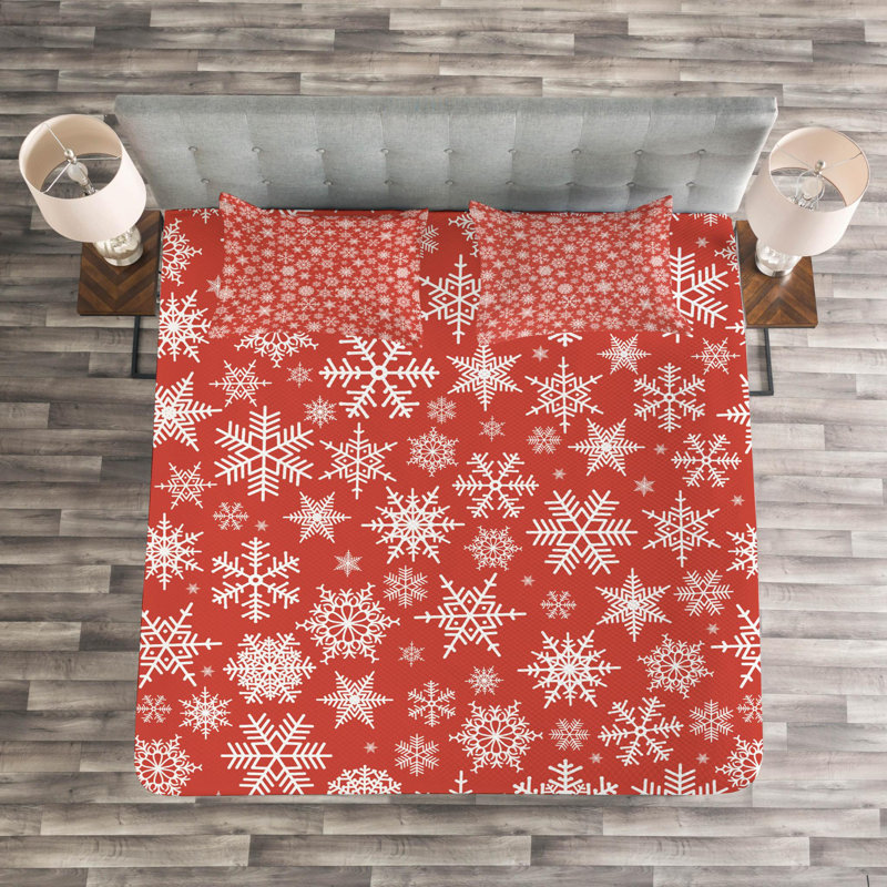 Traditional Polyester Coverlet, King Coverlet + 2 Shams