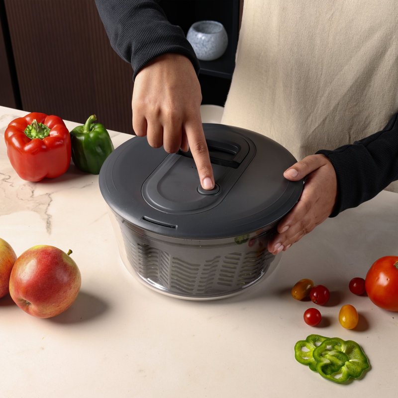 Zyliss Classic Easy Spin Salad Spinner Small (2-4 Servings)