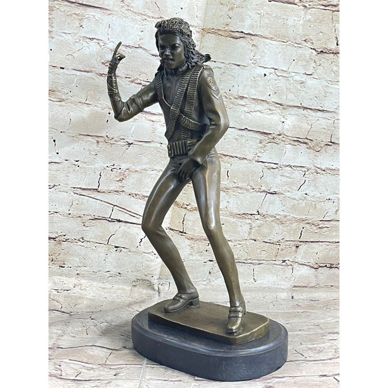 Figurines et sculptures