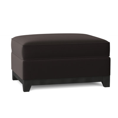 Brünhild Upholstered Ottoman