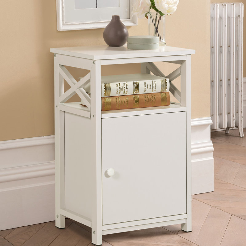 Blevens 16'' W Metal Nightstand, White, Individual
